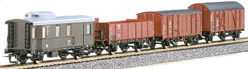Freight cars set of different occupation zones<br /><a href='images/pictures/Tillig/01379.jpg' target='_blank'>Full size image</a>